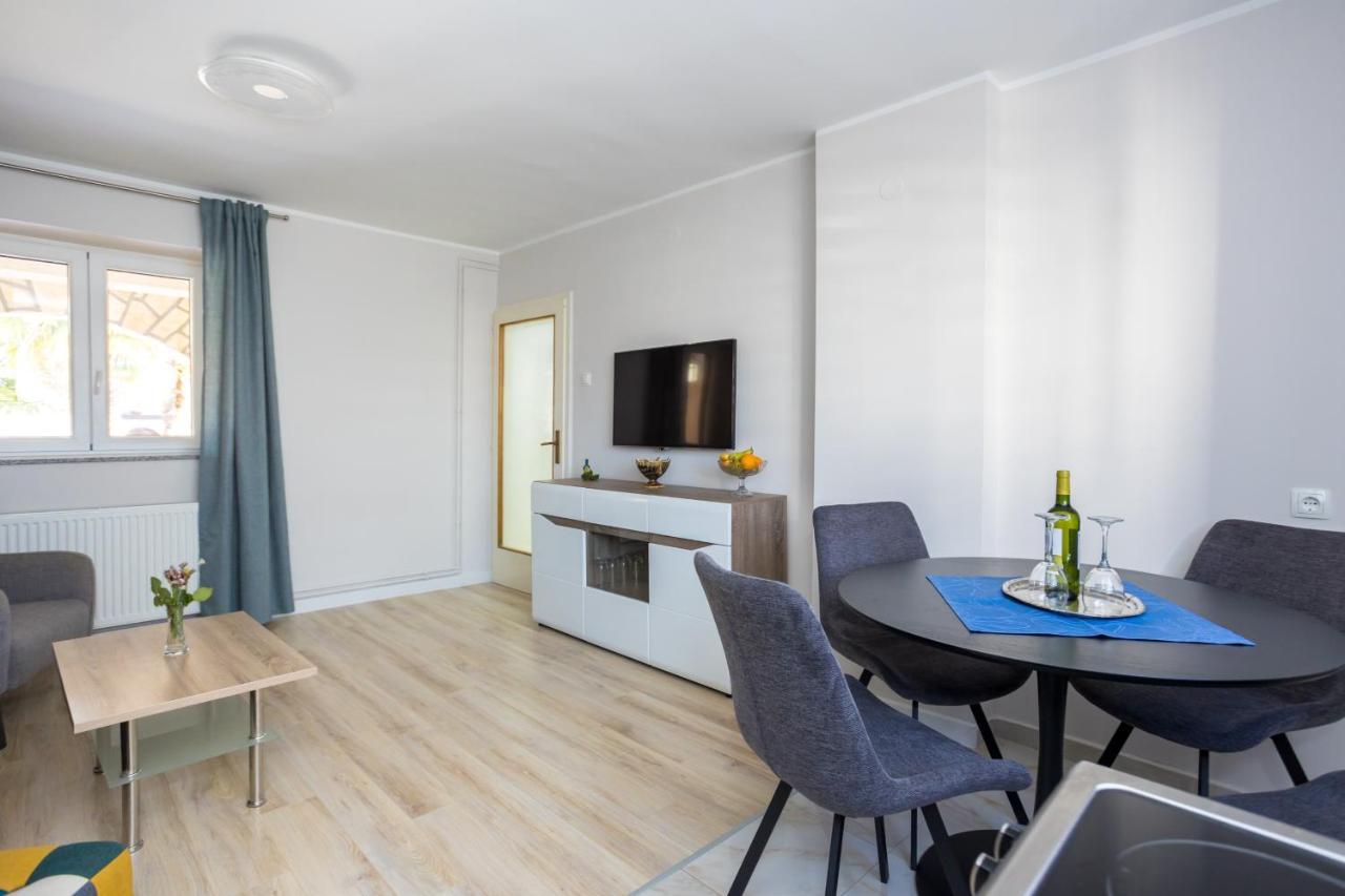 Ferienwohnung Apartman Marija Njivice Exterior foto
